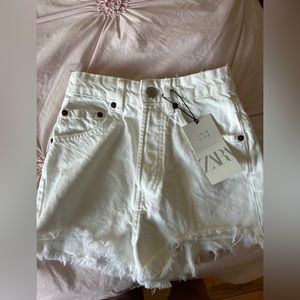 Zara brand new white Jean shorts